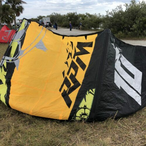 Inflatable Kiteboarding Kites for Kitesurfinga and kiteboarding