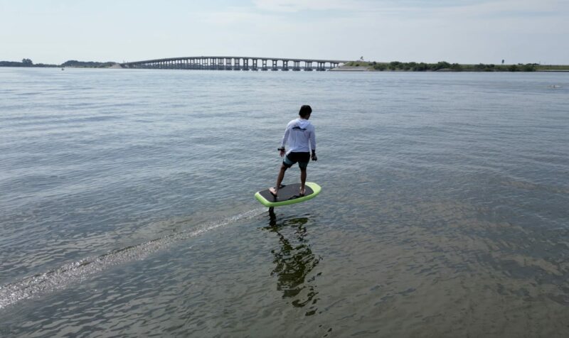 eFoil Lesson - Electric Hydrofoil Session - Image 10