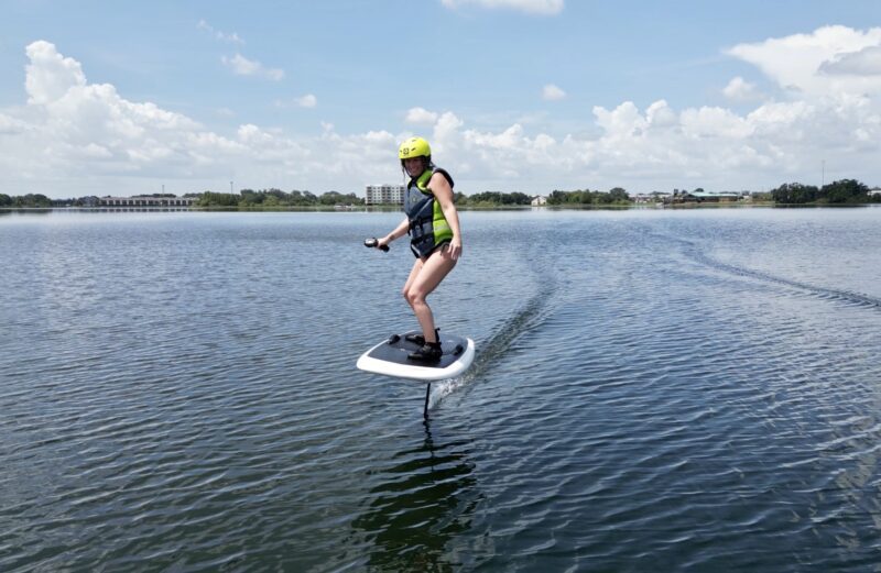 eFoil Lesson - Electric Hydrofoil Session - Image 8