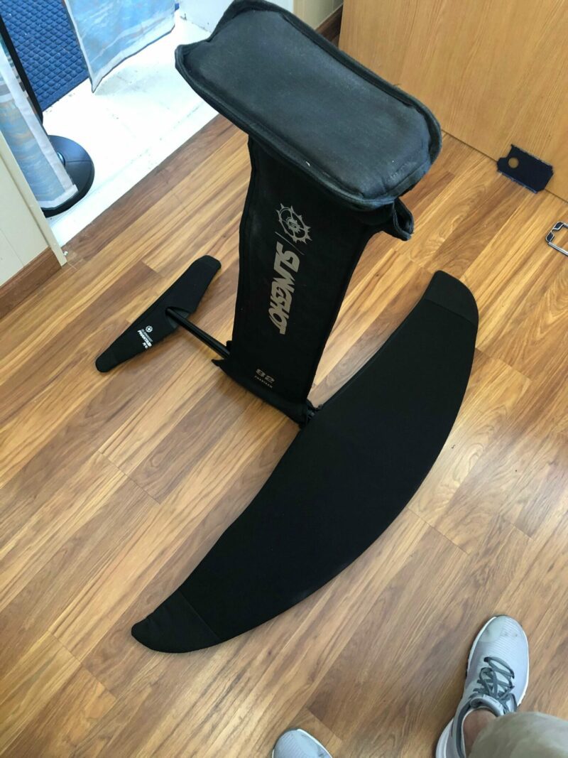 USED Slingshot E1090 Full Foil Package - Image 6