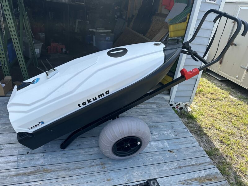 Used Takuma eTow Self Controlled Electric Towing Watercraft with Extra Batteries - Image 13