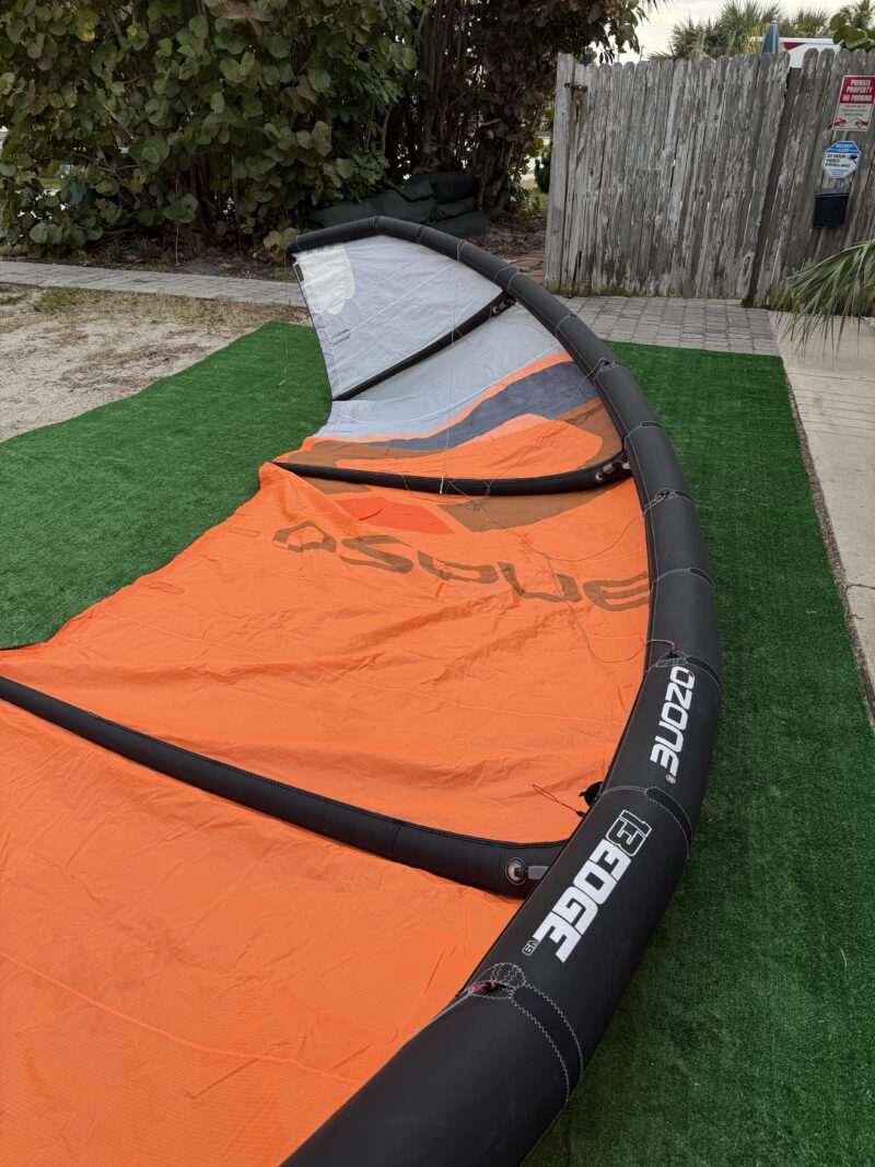 Used Ozone Edge V9 13m Kite - Image 5