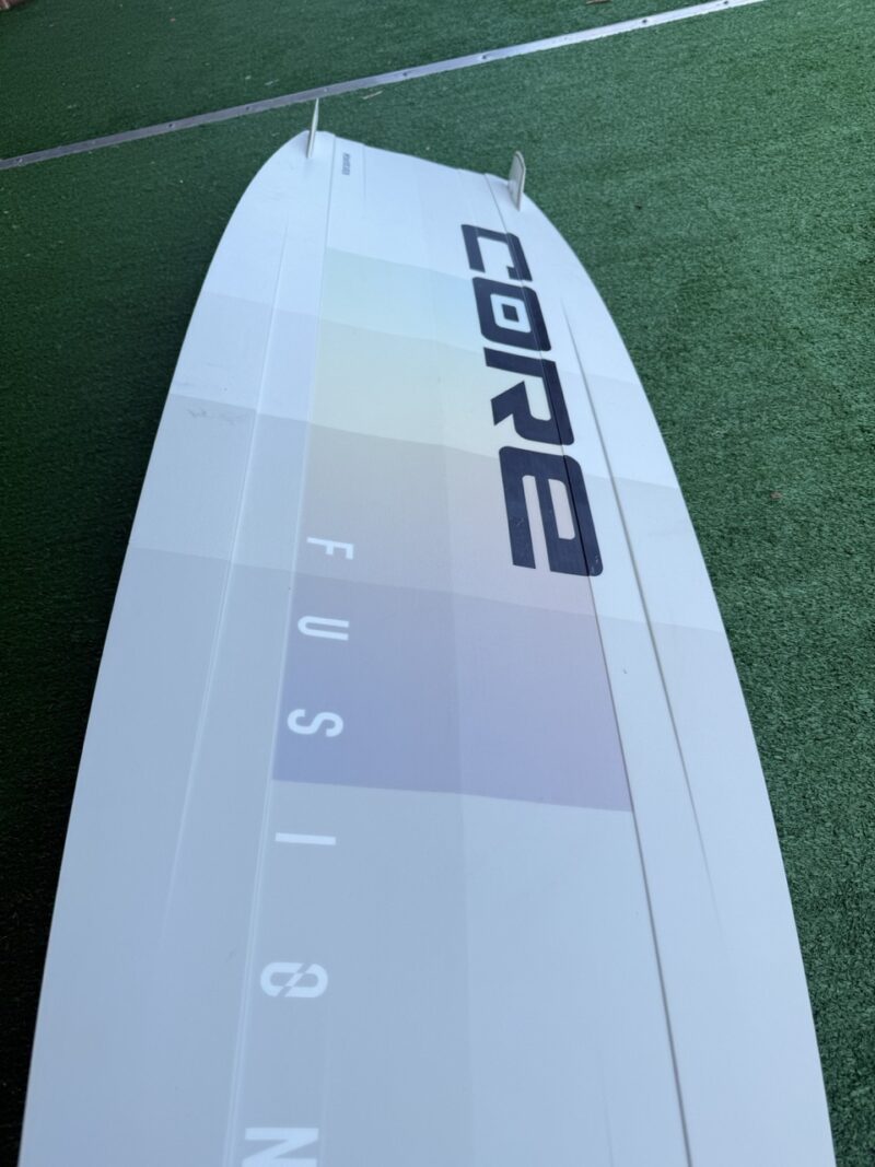 Used Core Fusion 5 141cm Kiteboard w/ Union Bindings - Image 6