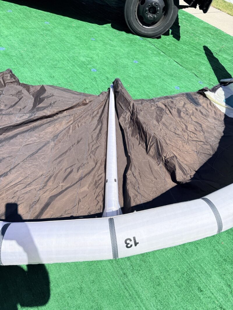 2025 Cabrinha Moto XL Apex 13m Kite - Image 2
