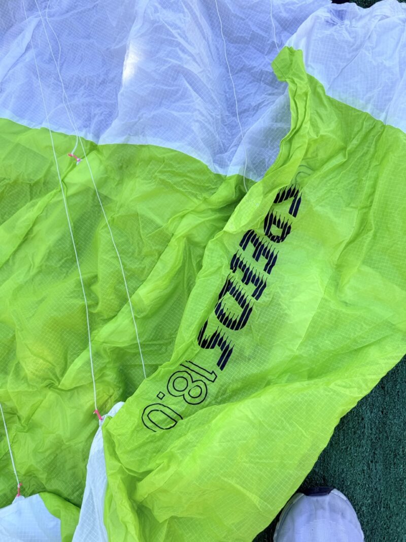 Flysurfer Speed 5 DLX+ 18m Foil Kite - Image 5