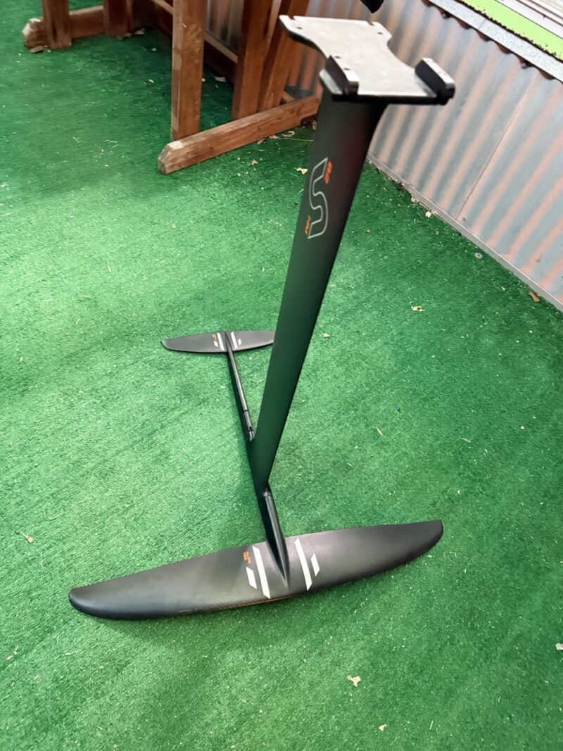 Slingshot One Lock HM Glide 725 Full Package - Image 3